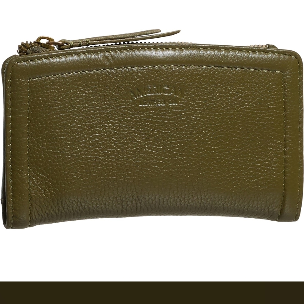 AMERICAN LEATHER Olive Green Leather Zip Wallet